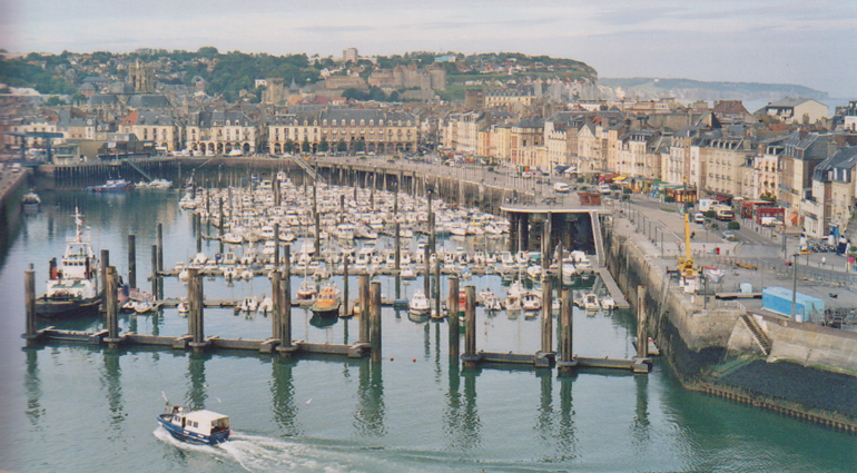 Vue du port de Dieppe